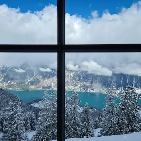 Burehüsli Сasa de vacaciones *